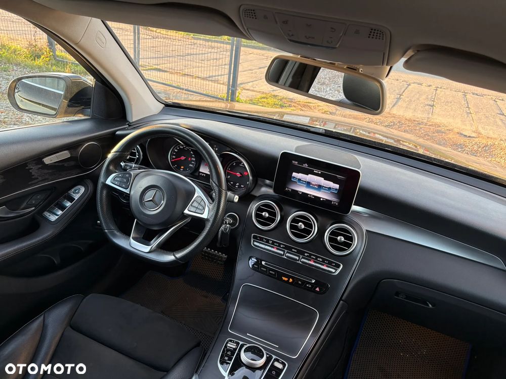 Mercedes-Benz GLC 220 d 4-Matic - 27