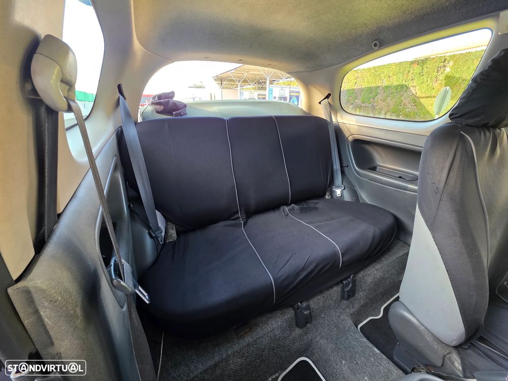 Toyota Yaris 1.0 Base - 15