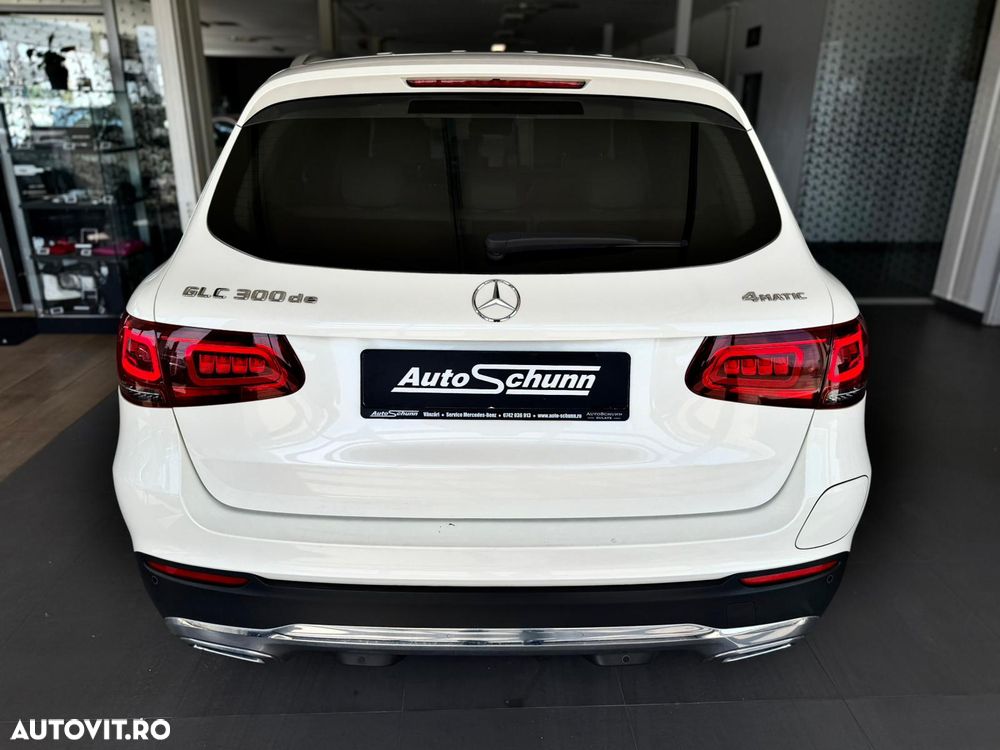 Mercedes-Benz GLC - 11