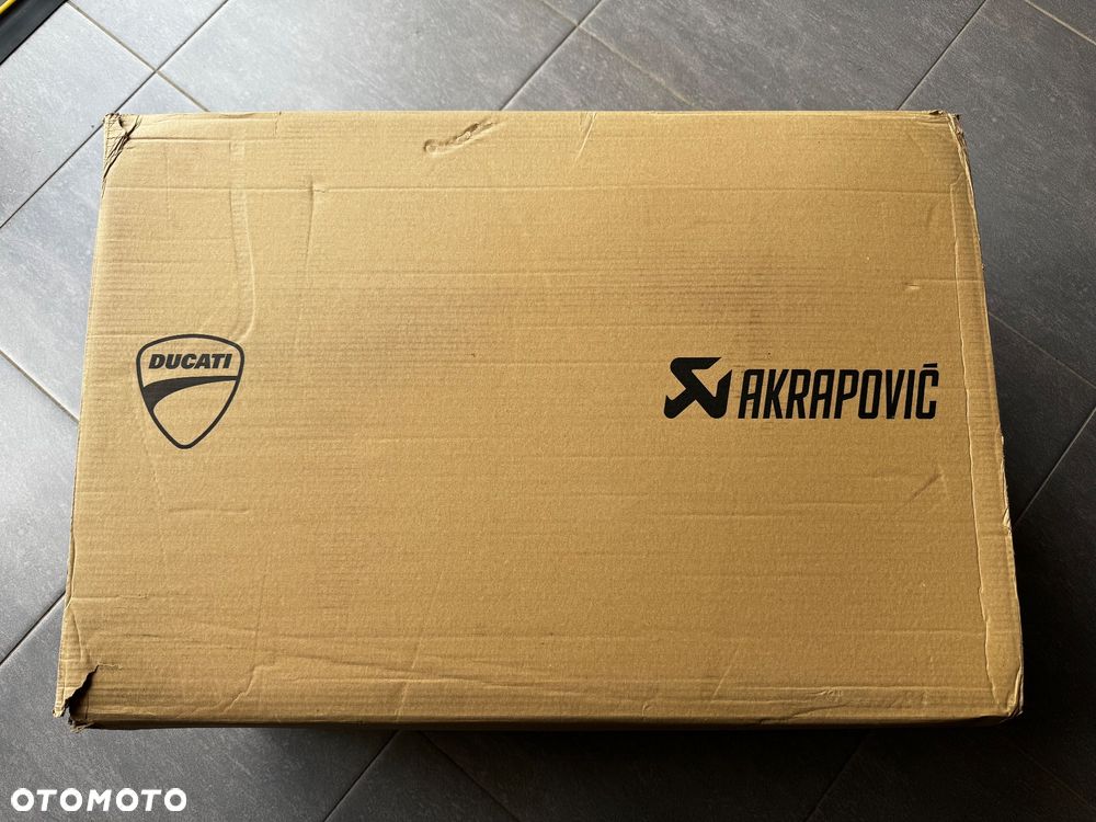 Ducati Panigale V4R - 23