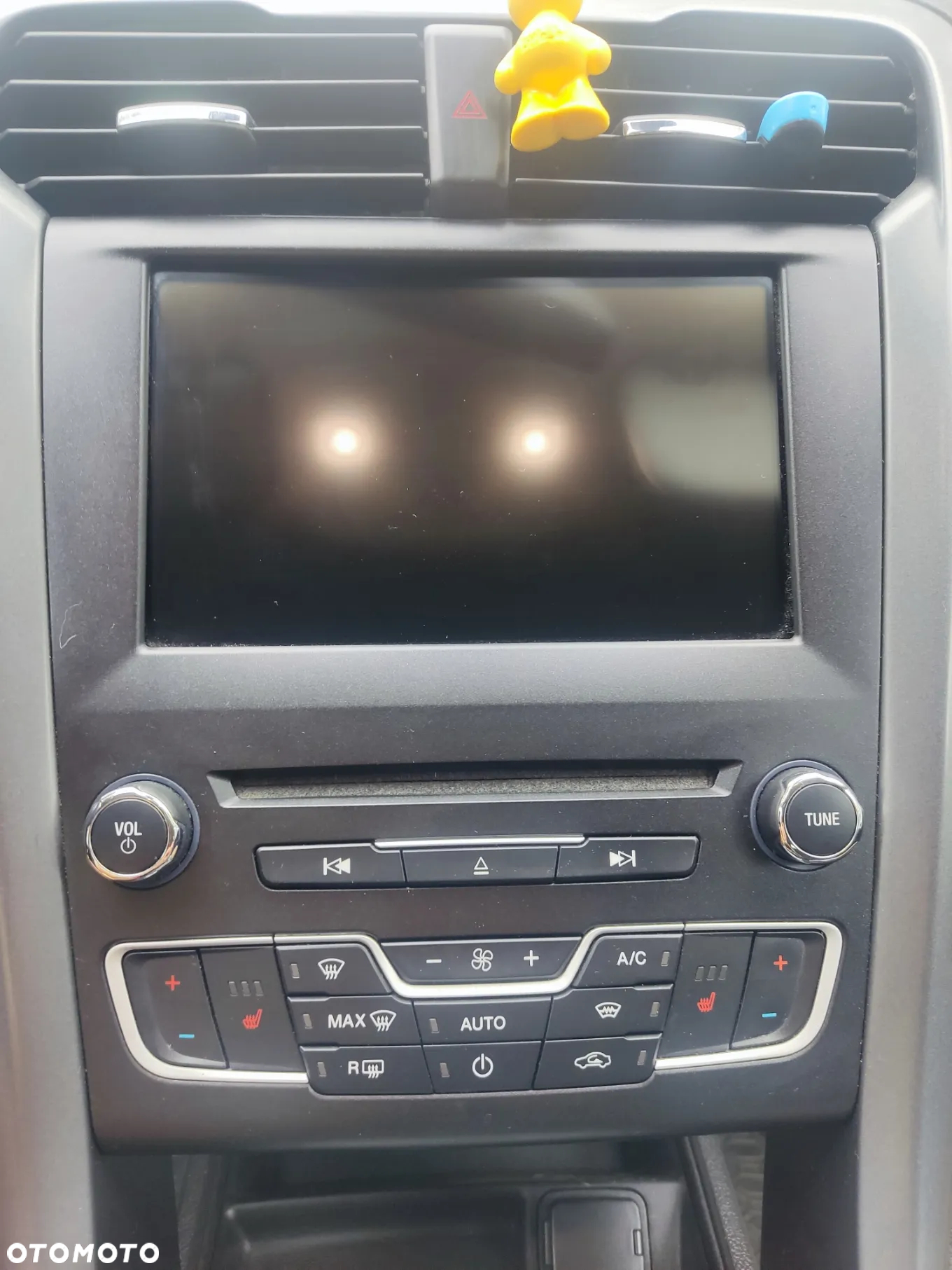 Ford Mondeo 2.0 TDCi Titanium - 25