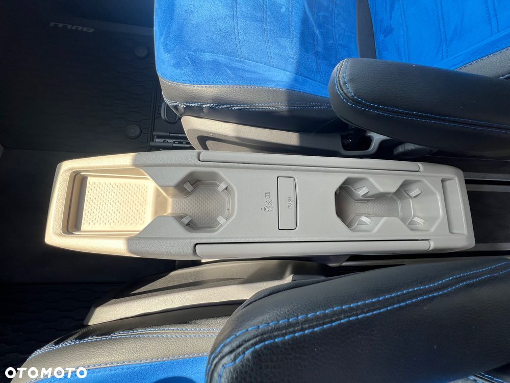 Volkswagen Multivan 2.0 TDI L2 Life DSG - 25