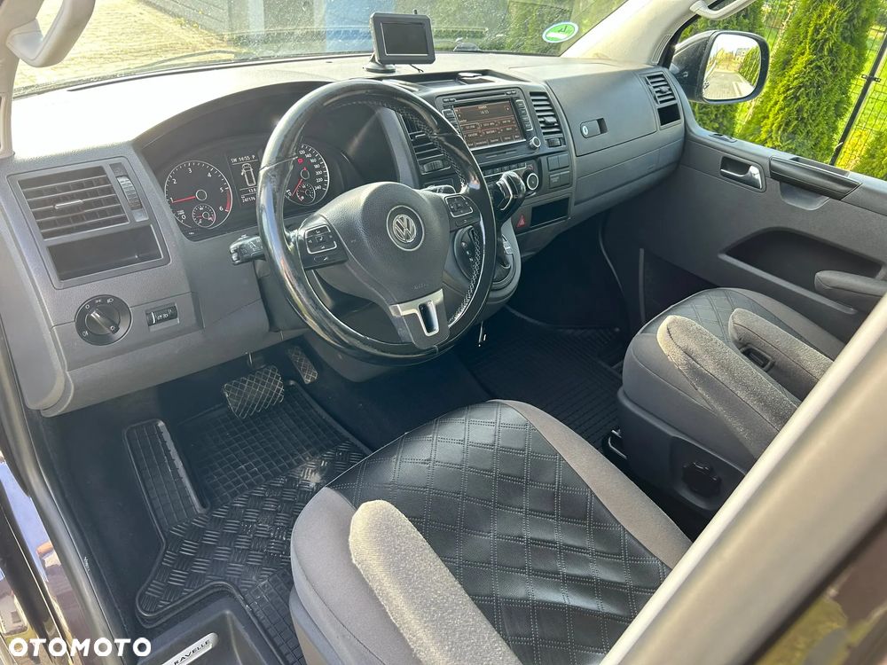 Volkswagen Caravelle - 29