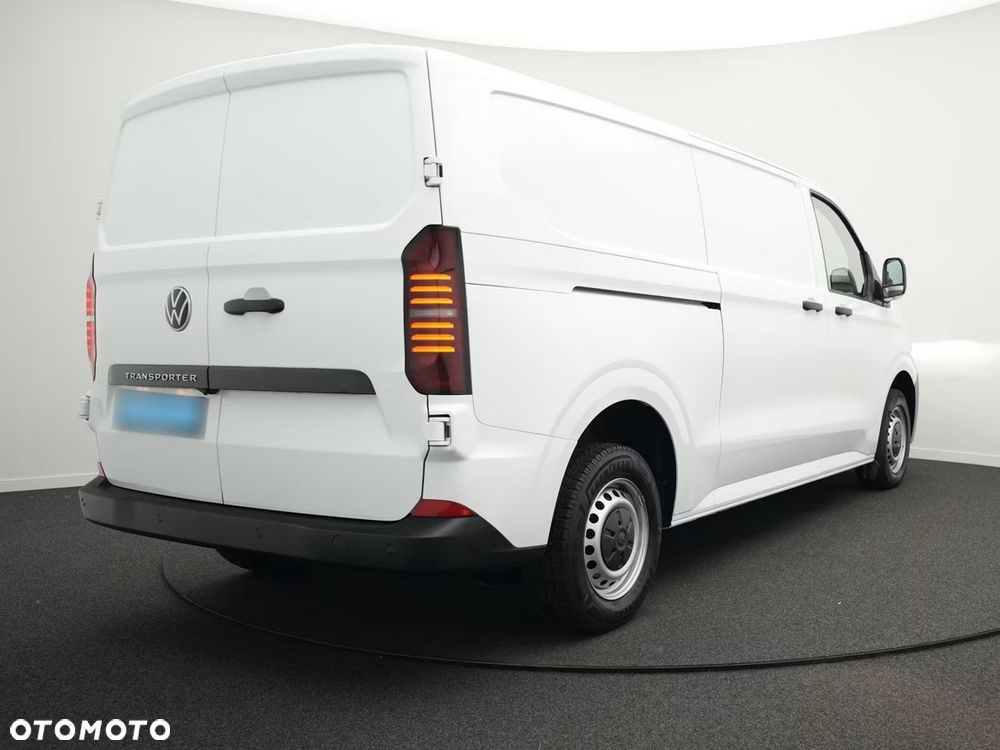 Volkswagen Transporter - 2