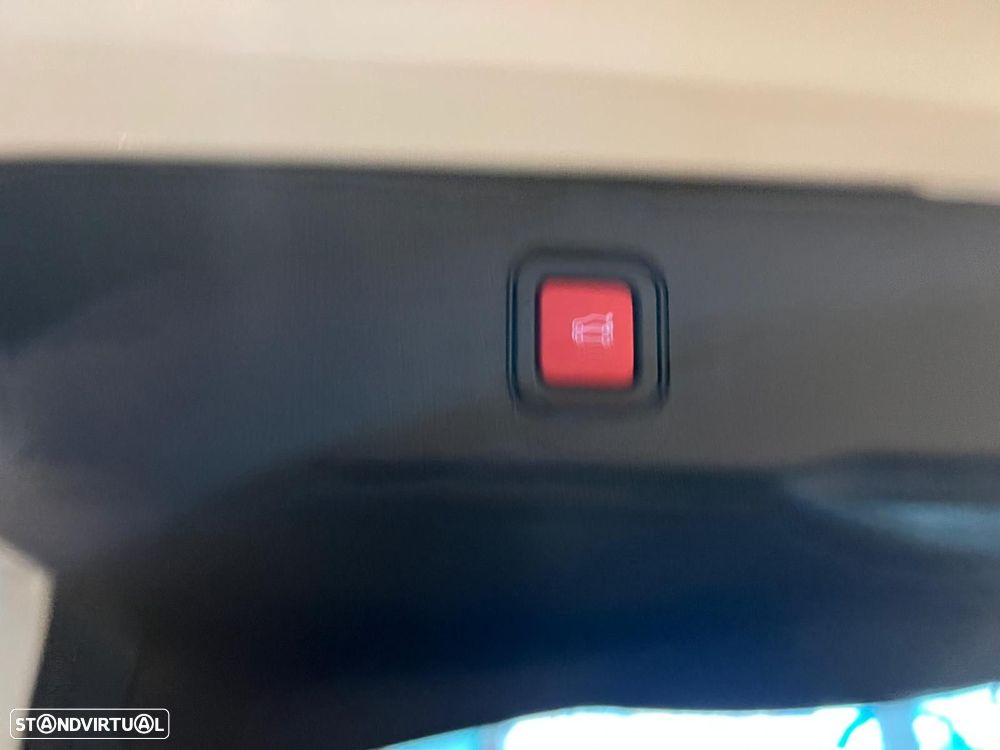 Jeep Avenger 1.2 GSE T3 Altitude - 17