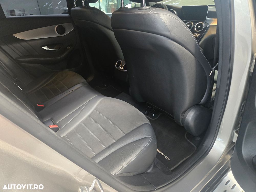 Mercedes-Benz GLC 300 d 4MATIC 9G-TRONIC AMG Line - 11