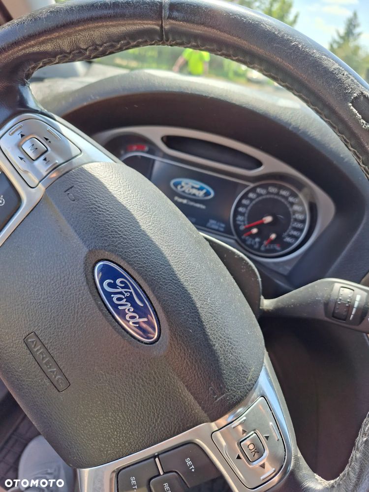 Ford Mondeo 2.0 Titanium - 17