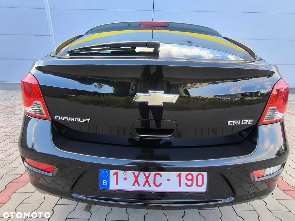Chevrolet Cruze 1.6 LS - 14