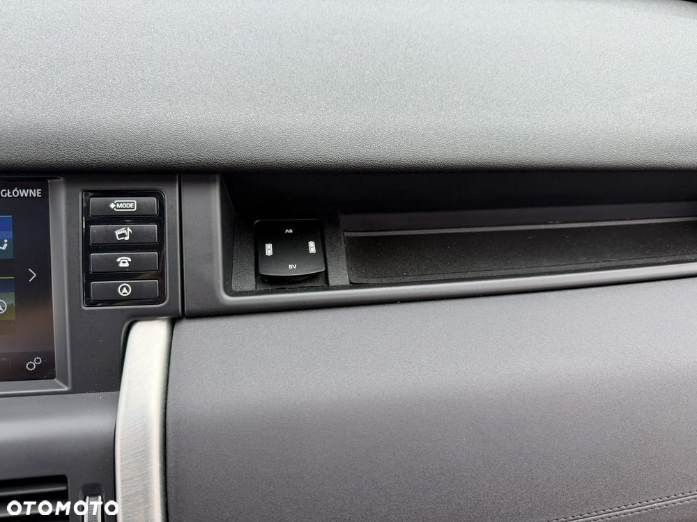 Land Rover Discovery Sport - 26