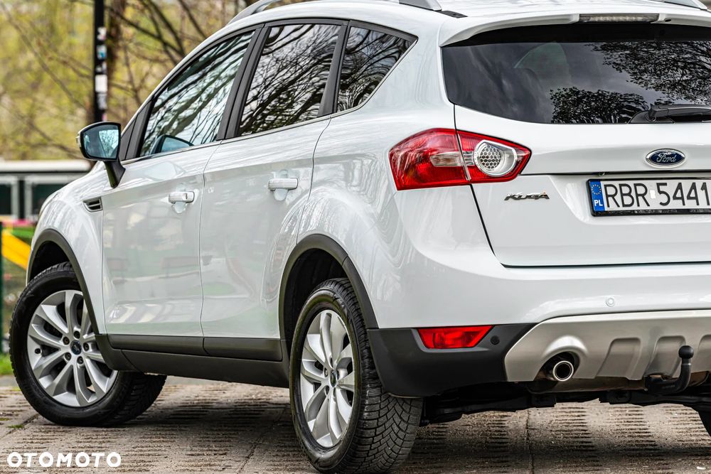 Ford Kuga 2.0 TDCi 4x4 Titanium - 16