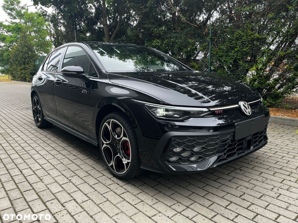 Volkswagen Golf - 9