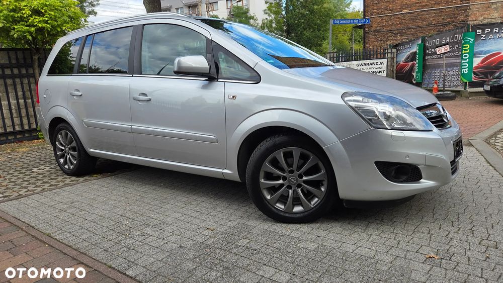 Opel Zafira 1.8 Family Plus - 2
