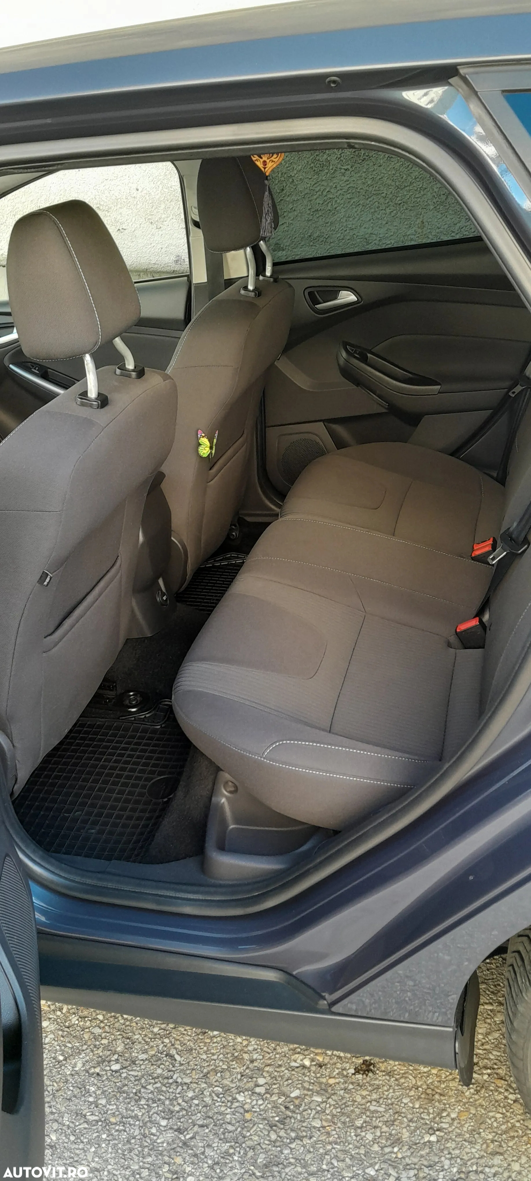 Ford Focus Turnier 1.6 TDCi ECOnetic 88g Start-Stopp-Sy Titanium - 5