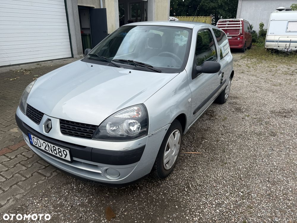 Renault Clio - 2