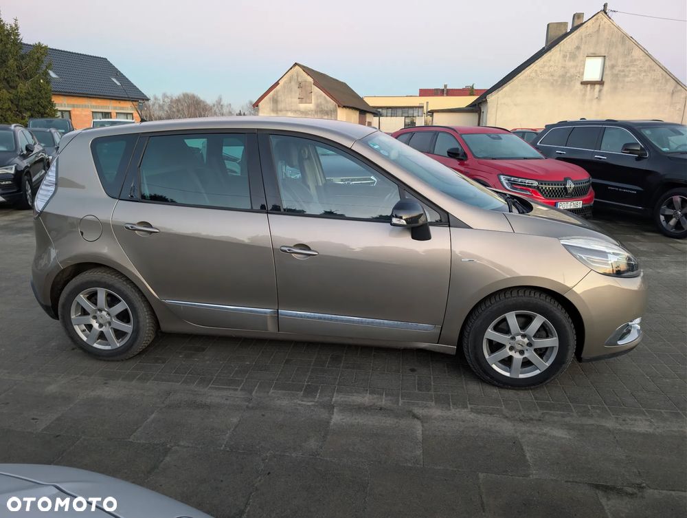 Renault Scenic ENERGY TCe 115 S&S Bose Edition - 29