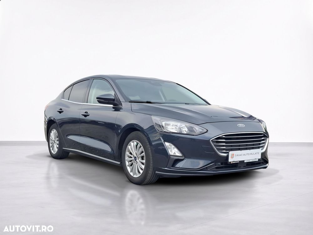 Ford Focus - 8