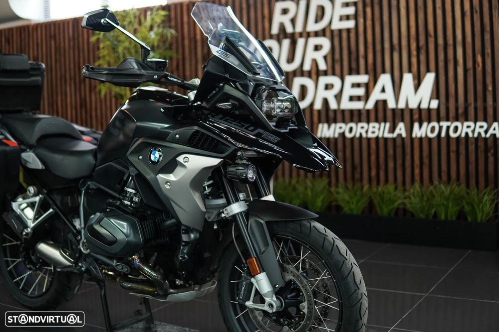 BMW R 1250 GS TRIPLE BLACK Rebaixada - 4
