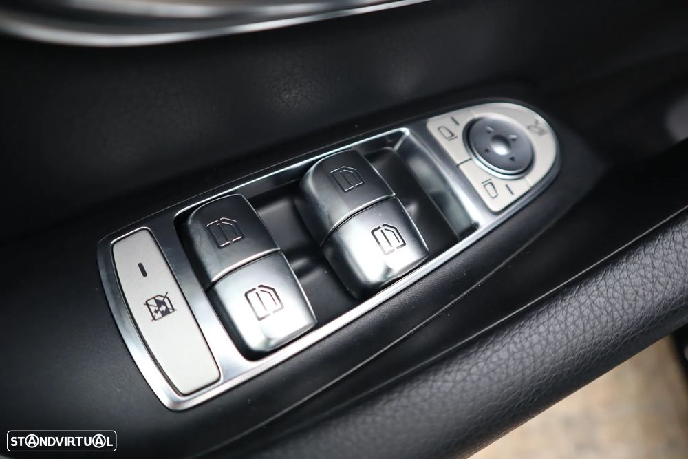 Mercedes-Benz CLS 300 d 9G-TRONIC AMG Line - 16
