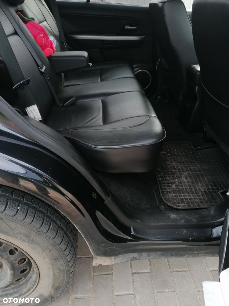 Suzuki Grand Vitara 1.9 DDiS - 2