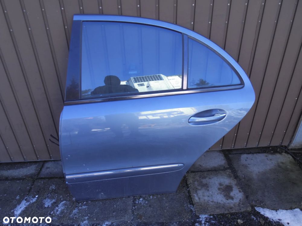 DRZWI LEWE TYLNIE TYŁ MERCEDES W211 C353 - 1
