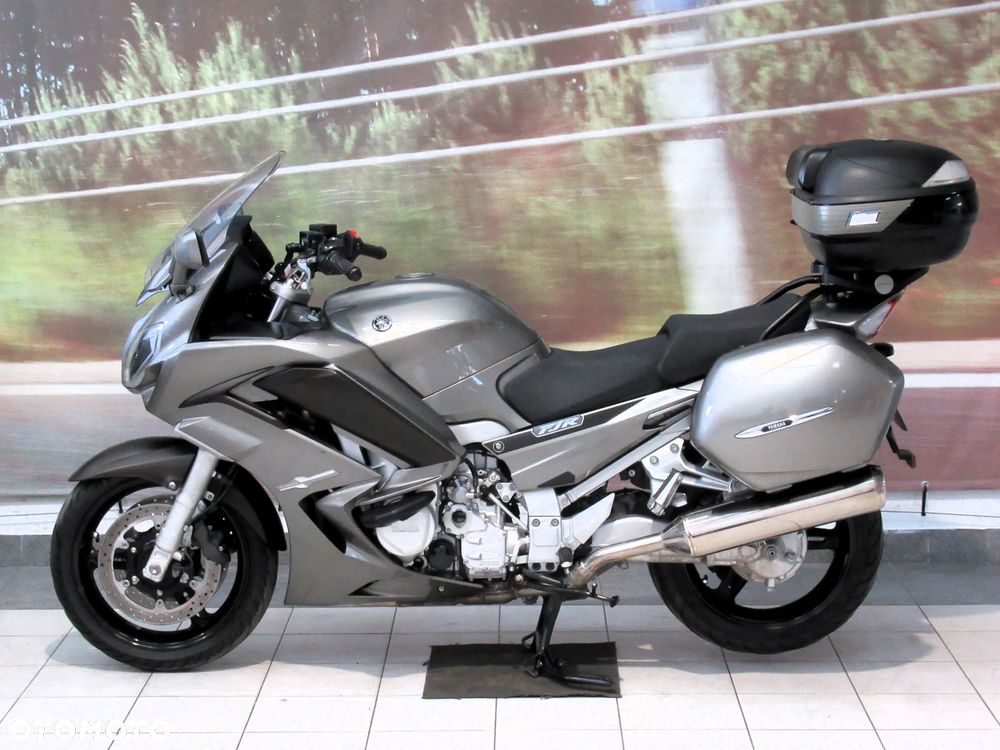 Yamaha FJR - 7