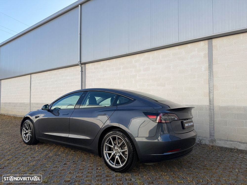 Tesla Model 3 Standard Range Plus RWD - 14
