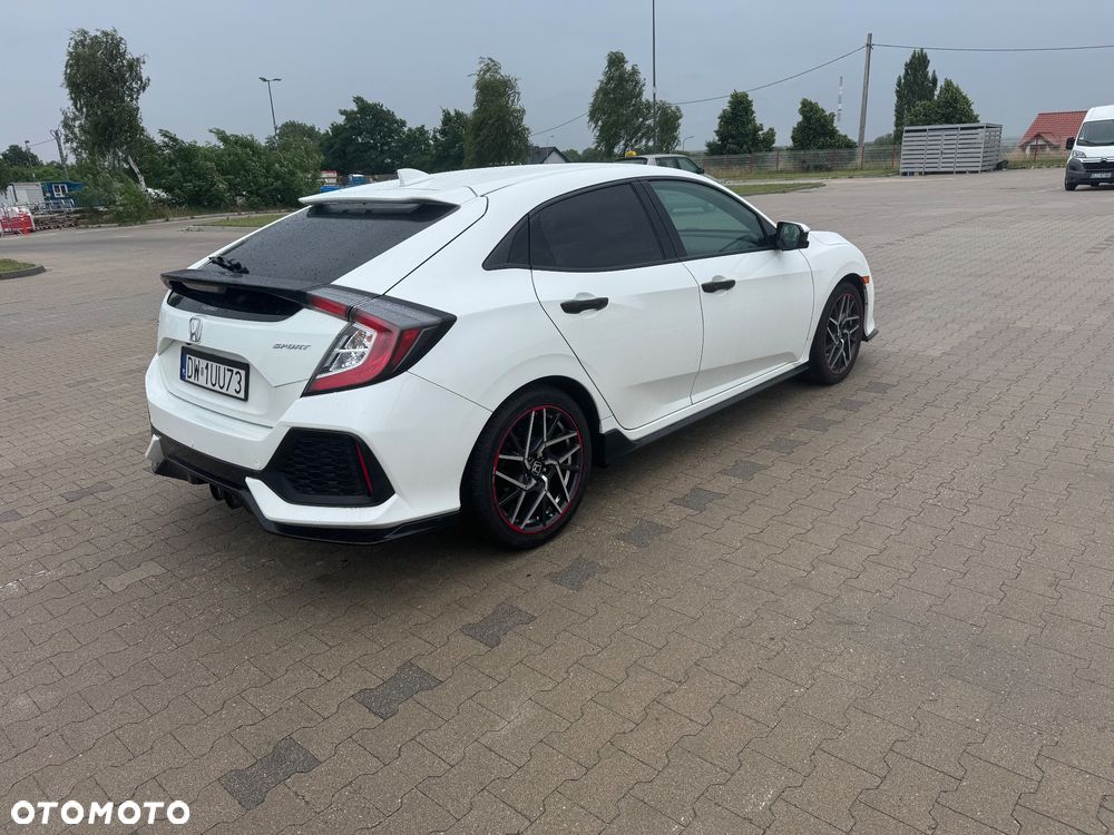 Honda Civic 1.5 i-VTEC Turbo Sport Plus - 3