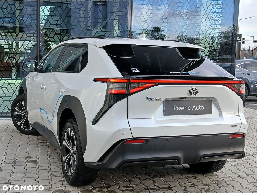Toyota bZ4X 71.4kWh 4x4 Prestige - 11