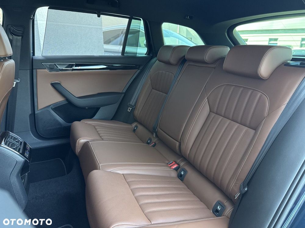 Skoda Superb 2.0 TDI SCR L&K DSG - 13