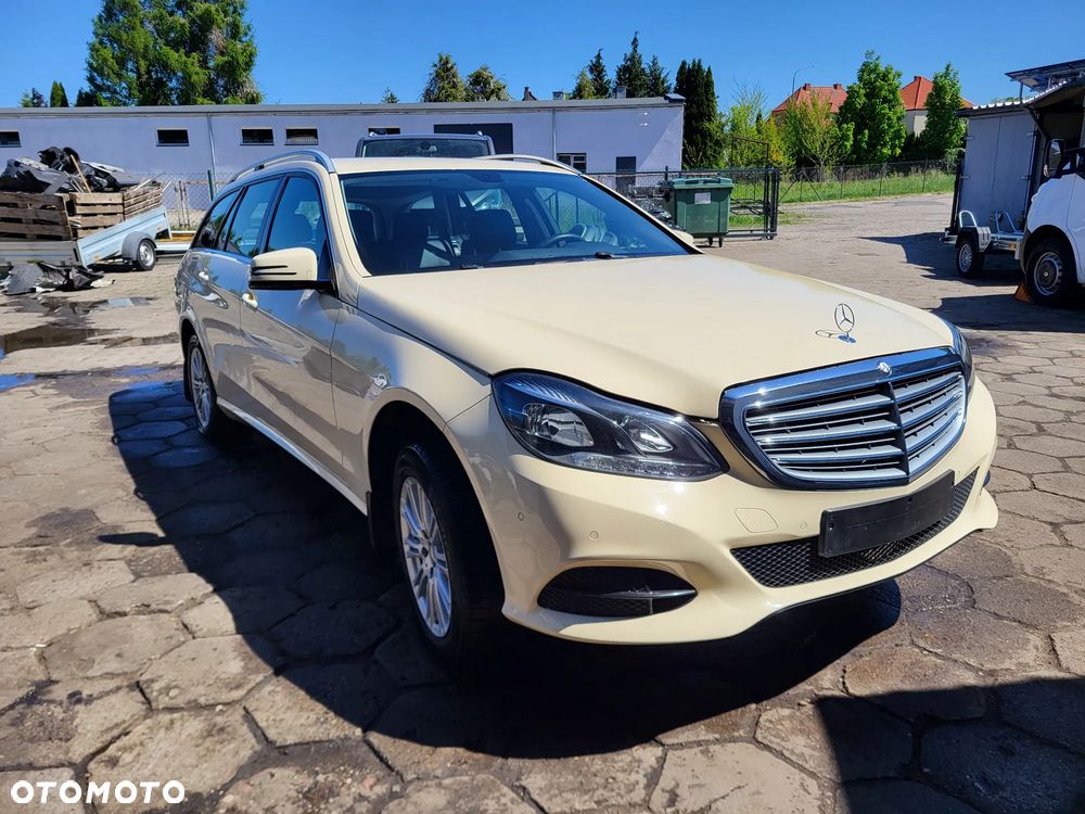 Mercedes-Benz Klasa E 250 BlueTEC 4-Matic Avantgarde