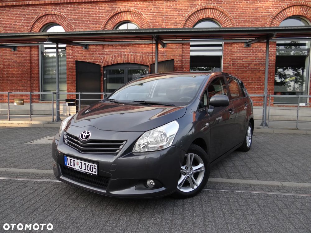 Toyota Verso 1.8 7-Sitzer Comfort - 2
