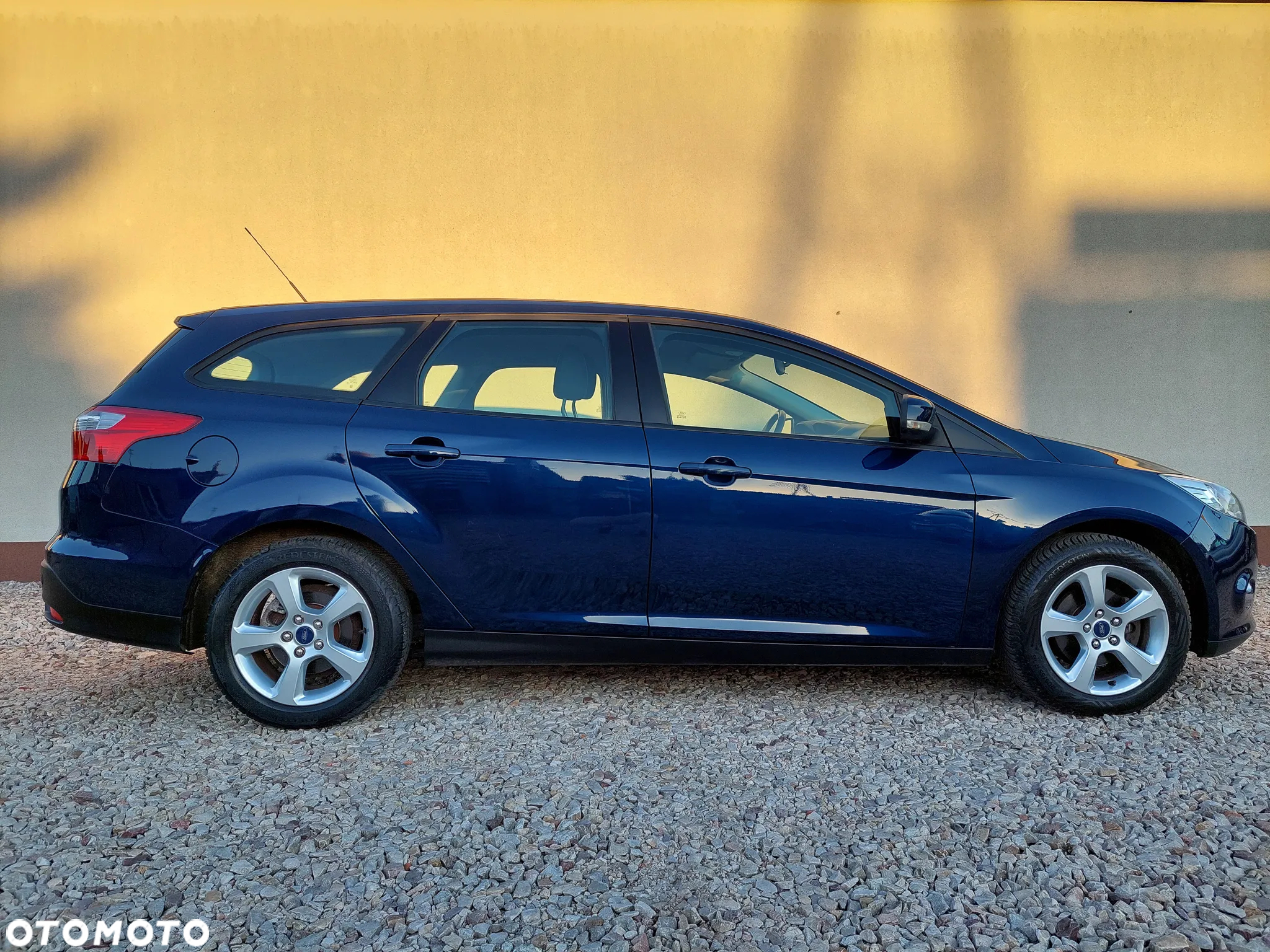 Ford Focus 1.6 Edition - 17