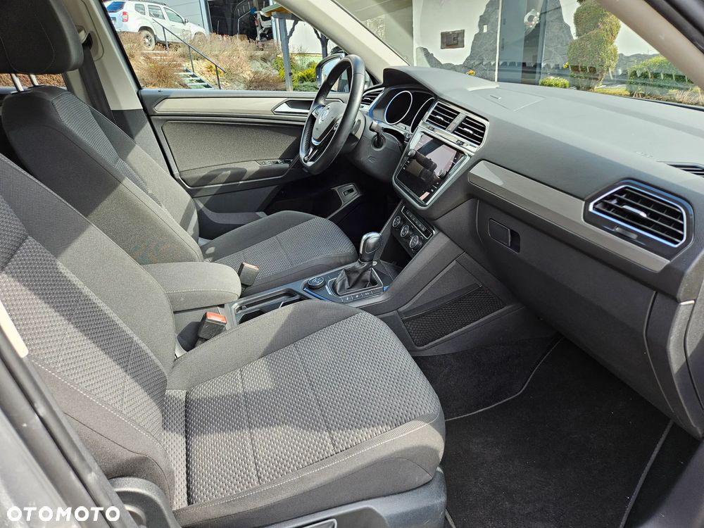 Volkswagen Tiguan Allspace 2.0 TSI 4Mot Comfortline DSG 7os - 11