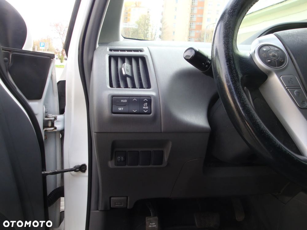 Toyota Prius+ 1.8 HSD Active - 11