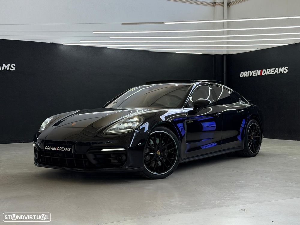 Porsche Panamera 4 E-Hybrid Platinum Edition - 31