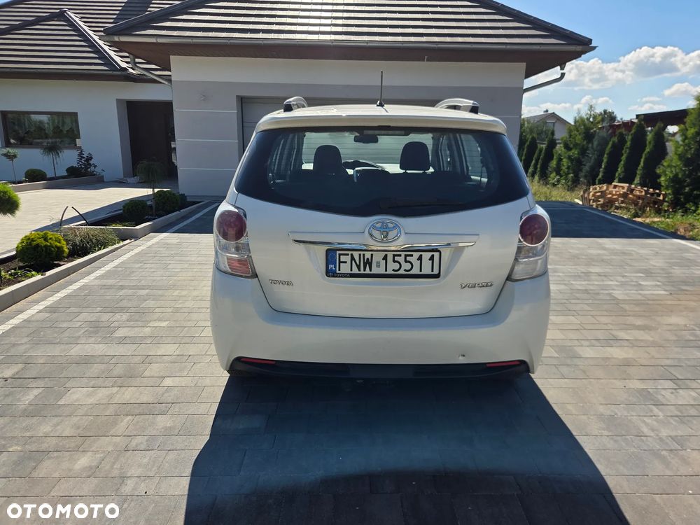 Toyota Verso 1.8 Sol 7os - 5
