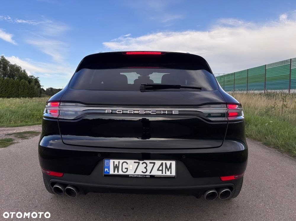 Porsche Macan - 32