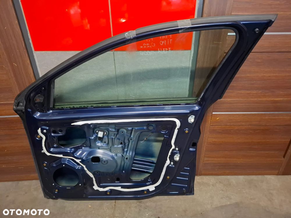 Drzwi prawy przód do założenia Fiat Tipo II 2022 rok sedan lift kolor 717/A - 5