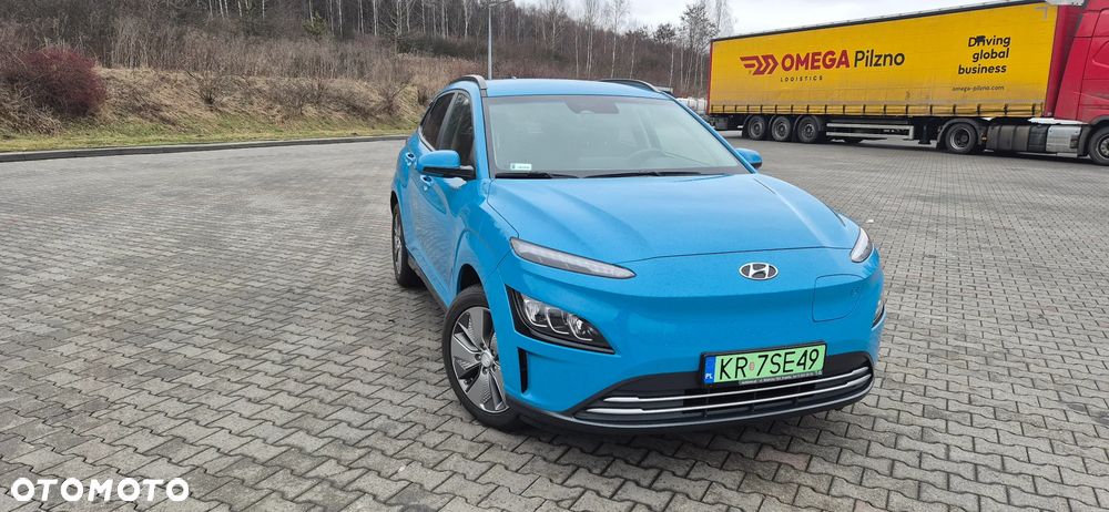 Hyundai Kona 64kWh Premium - 2