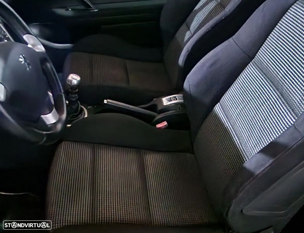 Peugeot 307 CC HDi FAP 135 JBL - 14