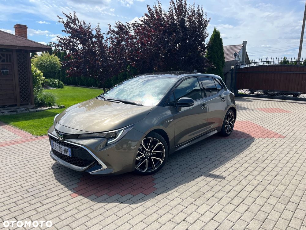 Toyota Corolla 2.0 Hybrid Executive - 8