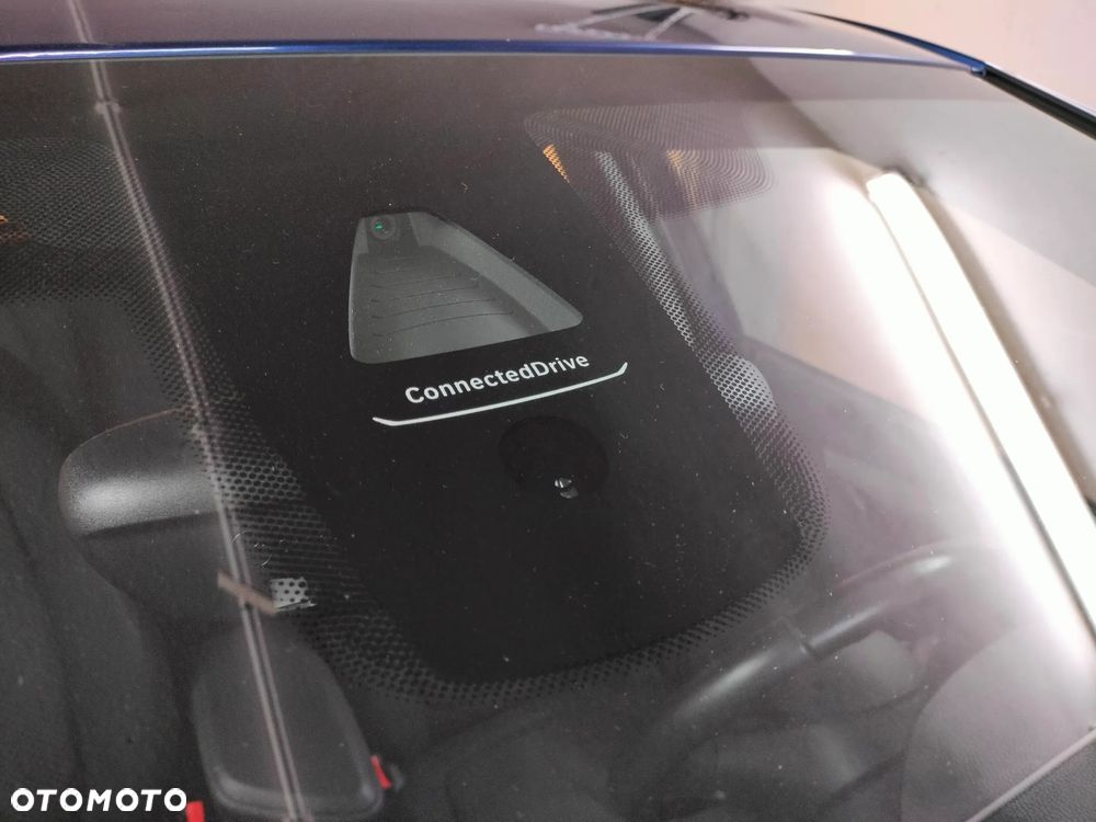 BMW Seria 2 218i - 20