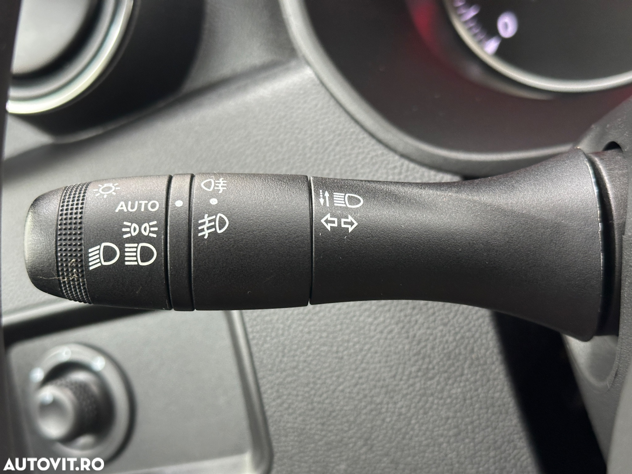 Dacia Duster TCe 130 2WD Sondermodell Extreme - 29