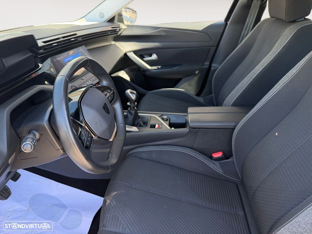 Peugeot 308 1.2 PureTech Active Pack — fotografia 9