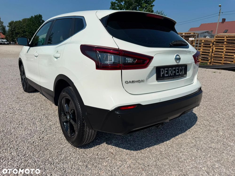 Nissan Qashqai 1.3 DIG-T N-Connecta DCT - 9