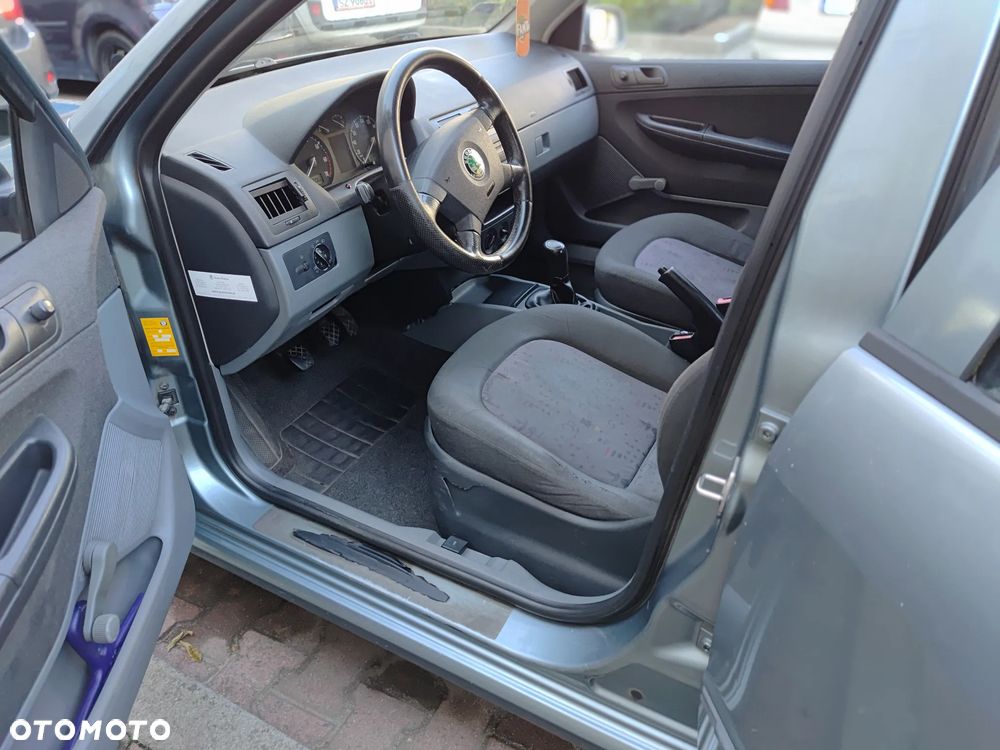 Skoda Fabia - 12
