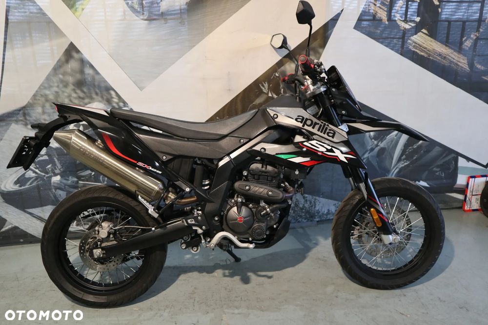 Aprilia SX - 16