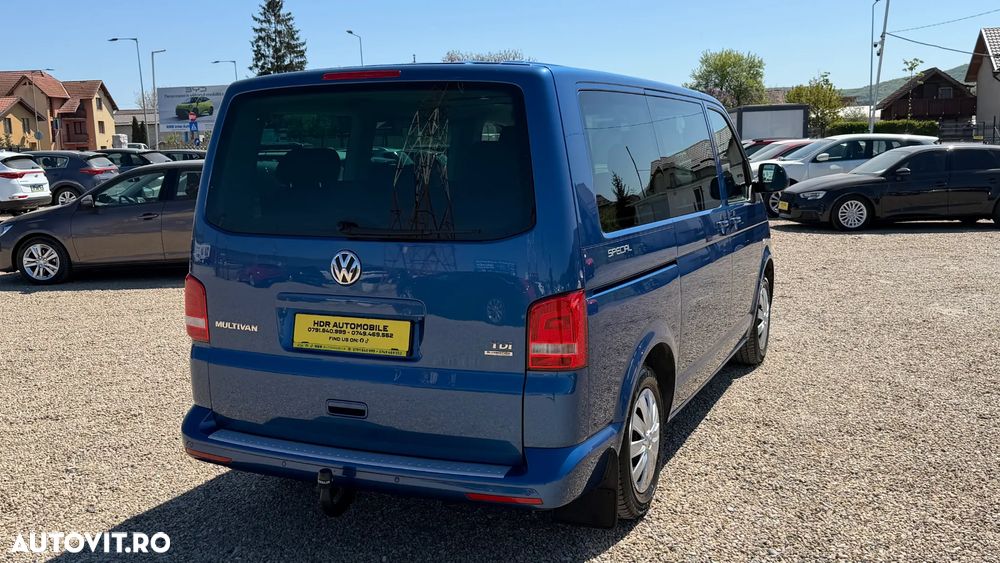 Volkswagen Multivan - 15