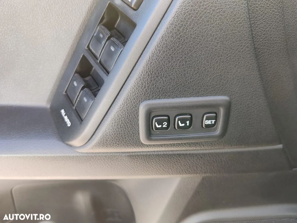 Toyota Land Cruiser 2.8l Turbo D-4D AVS Aut. Luxury - 22