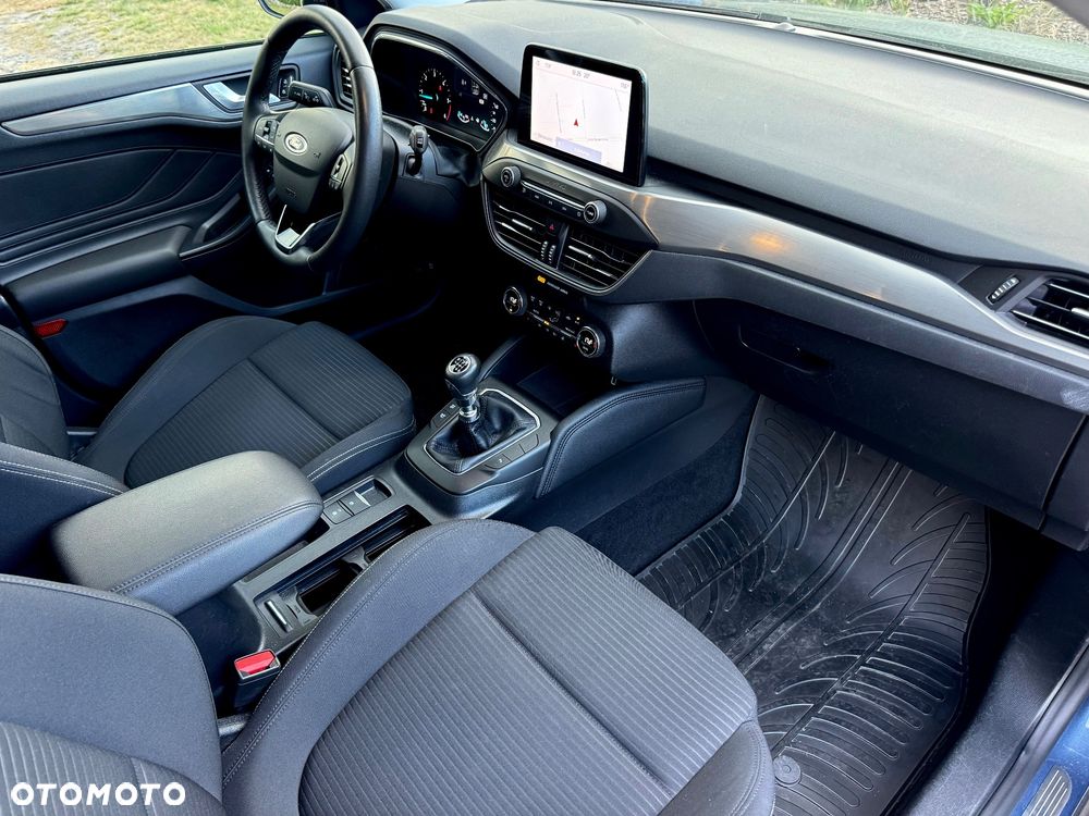 Ford Focus 2.0 EcoBlue Titanium - 11